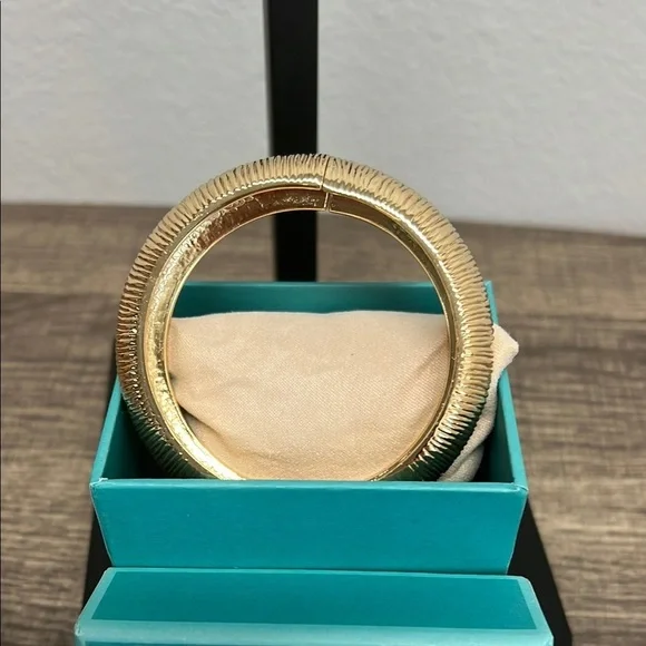 House of Harlow 1960 | Gold Textured Bangle Bracelet - Picture 2 of 6